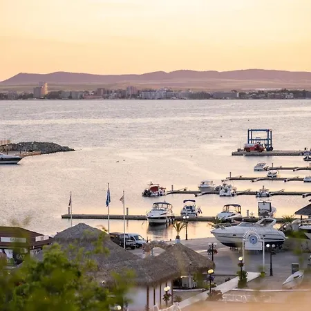 Hotel Royal Bay With Self Check-in Sveti Vlas