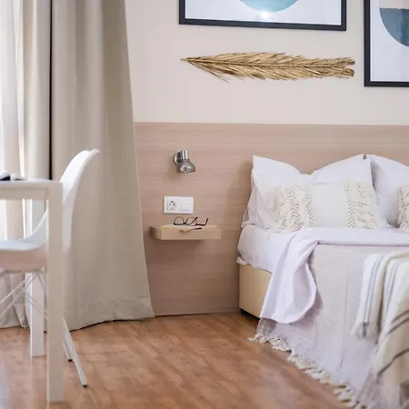 Hotel Royal Bay With Self Check-in Sveti Vlas