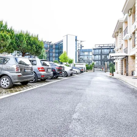 Royal Bay With Self Check-in Hotel Sveti Vlas