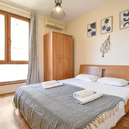 Royal Bay With Self Check-in Hotel 3*