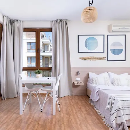 Royal Bay With Self Check-in Sveti Vlas