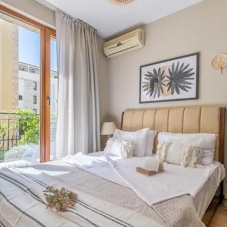 Royal Bay With Self Check-in Hotel 3*