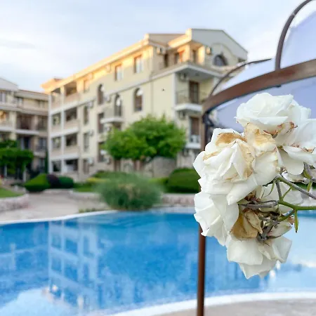 Royal Bay With Self Check-in 3* Sveti Vlas