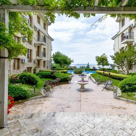 Royal Bay With Self Check-in 3* スヴェティ・ヴラス