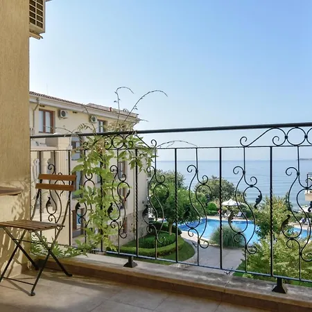 Royal Bay With Self Check-in Hotel 3*