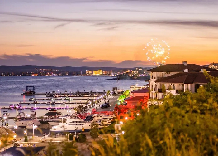 Ξενοδοχείο Royal Bay With Self Check-in 3*