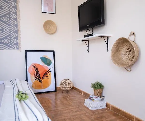 Ξενοδοχείο Royal Bay With Self Check-in 3*