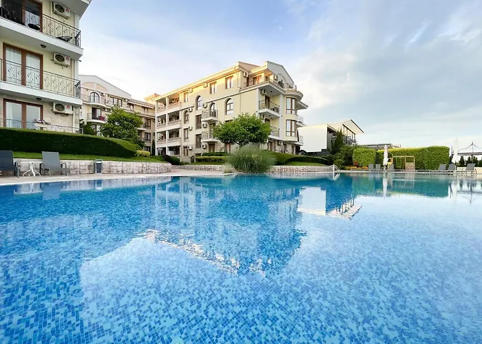 Royal Bay With Self Check-in Ξενοδοχείο 3*