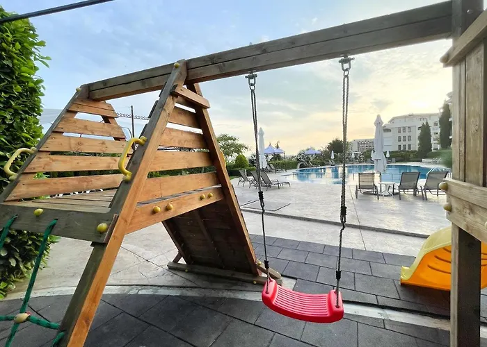 Ξενοδοχείο Royal Bay With Self Check-in 3*