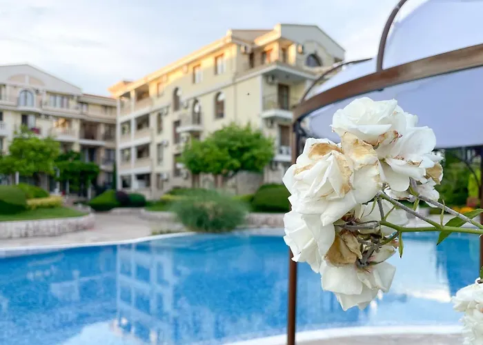 Royal Bay With Self Check-in 3* Sveti Vlas