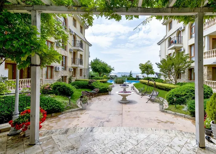 Royal Bay With Self Check-in 3* Sveti Vlas