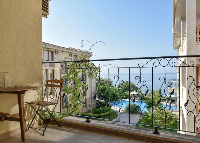 Royal Bay With Self Check-in Ξενοδοχείο 3*